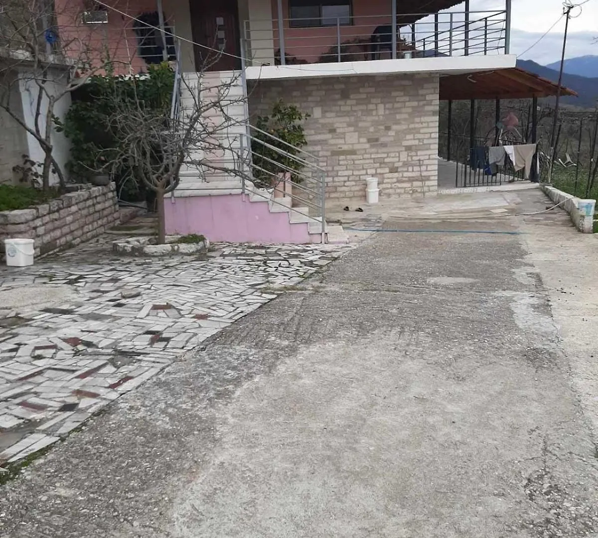 Garufalia Peshkepi e Poshtme Albania