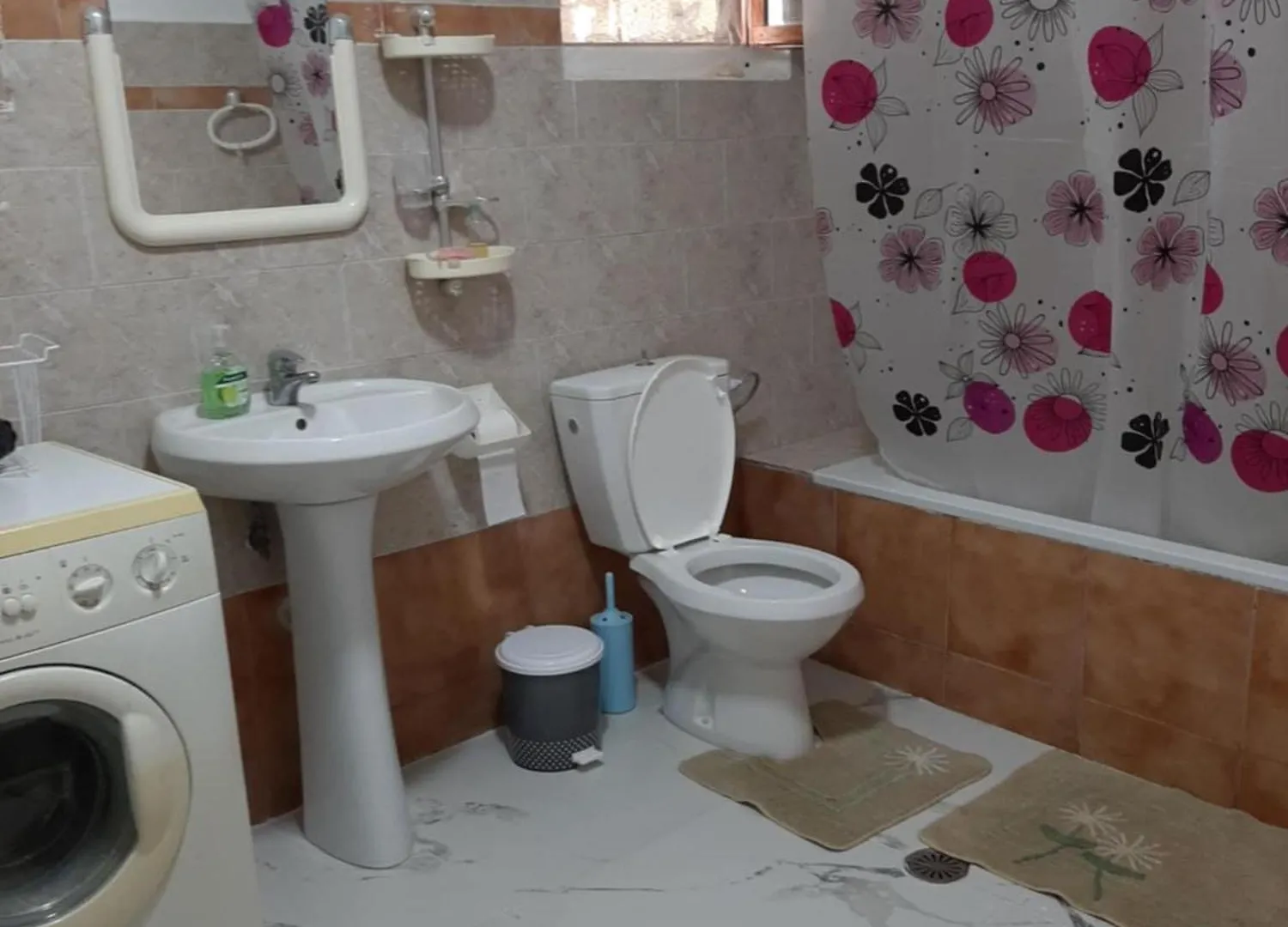 Garufalia Peshkepi e Poshtme